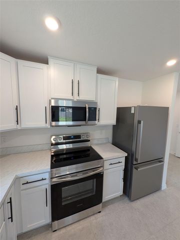 9065 107th Ct, Vero Beach, FL 32967