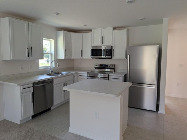 9065 107th Ct, Vero Beach, FL 32967