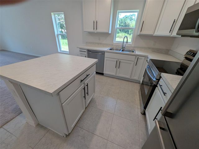 9065 107th Ct, Vero Beach, FL 32967