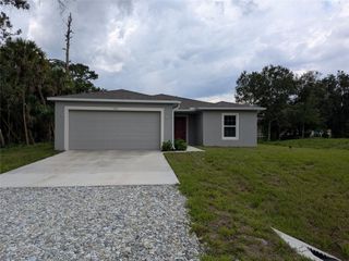 9065 107th Ct, Vero Beach, FL 32967