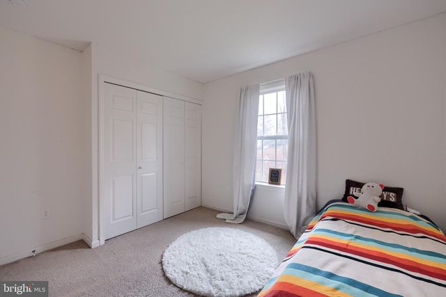 728 WINDING LN, Harrisburg, PA 17111