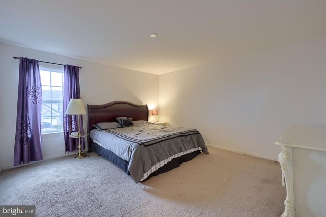 728 WINDING LN, Harrisburg, PA 17111