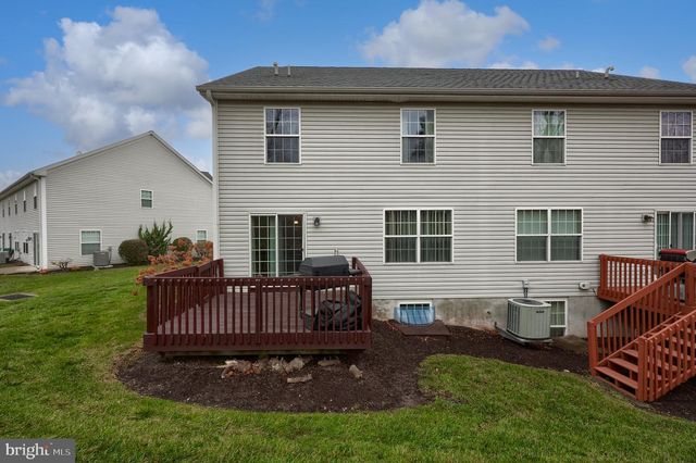 728 WINDING LN, Harrisburg, PA 17111