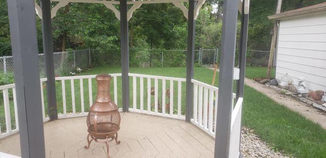 360 Streamside Drive, Harvey, IL 60426