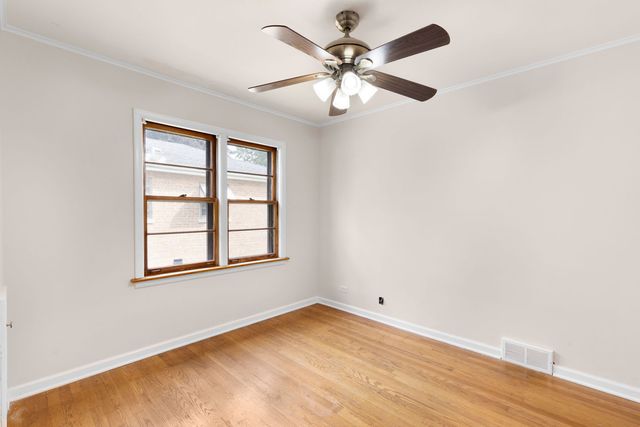 360 Streamside Drive, Harvey, IL 60426