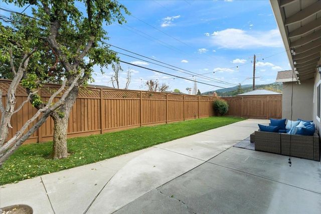 258 Howes Drive, Los Gatos, CA 95032