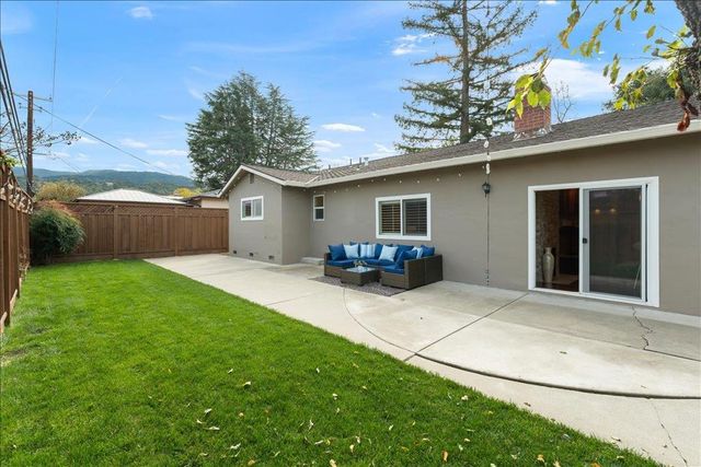 258 Howes Drive, Los Gatos, CA 95032