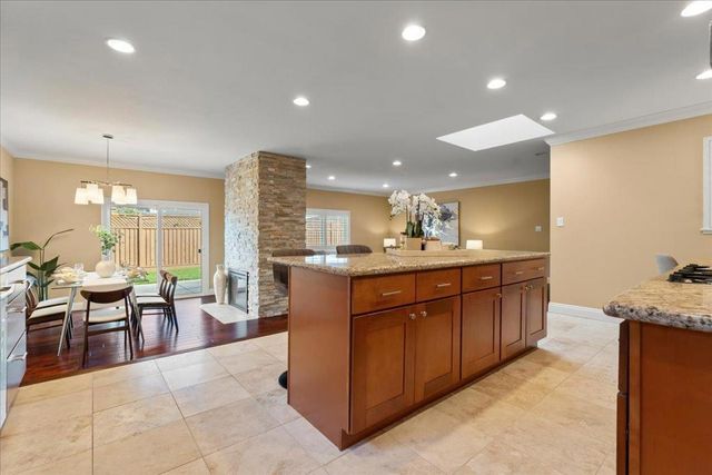 258 Howes Drive, Los Gatos, CA 95032