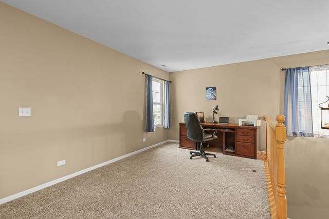 3270 Ronan Drive, Lake In The Hills, IL 60156