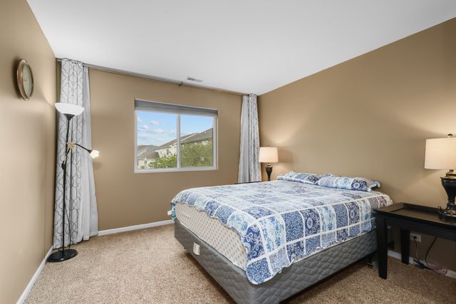 3270 Ronan Drive, Lake In The Hills, IL 60156