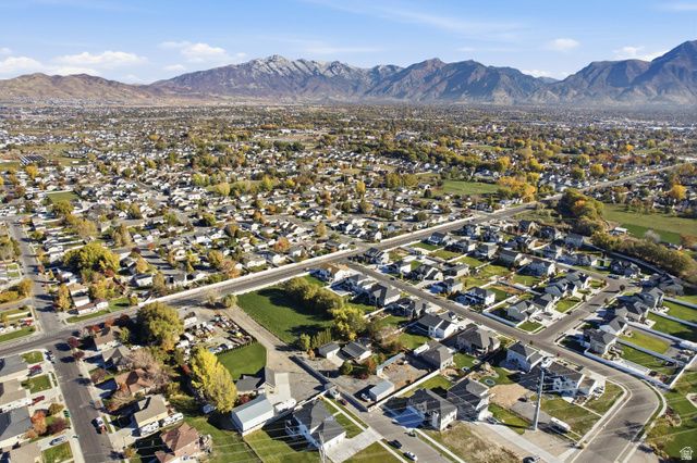 1351 W 700 S, Lehi, UT 84043