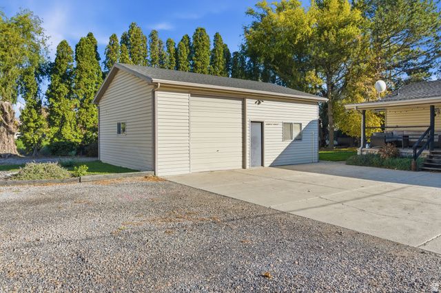 1351 W 700 S, Lehi, UT 84043