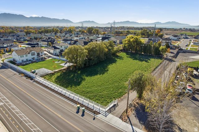 1351 W 700 S, Lehi, UT 84043