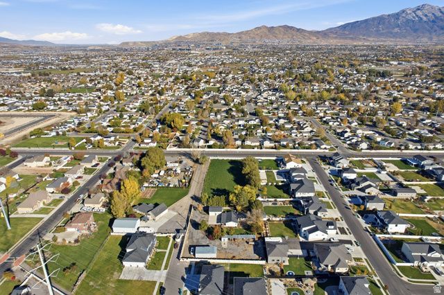 1351 W 700 S, Lehi, UT 84043