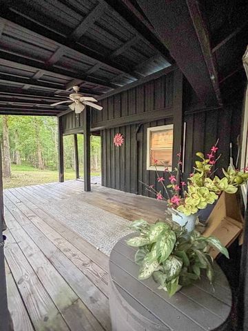 122 Day Break Rd, Summertown, TN 38483