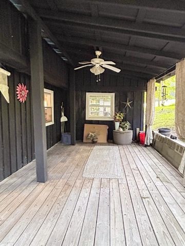 122 Day Break Rd, Summertown, TN 38483