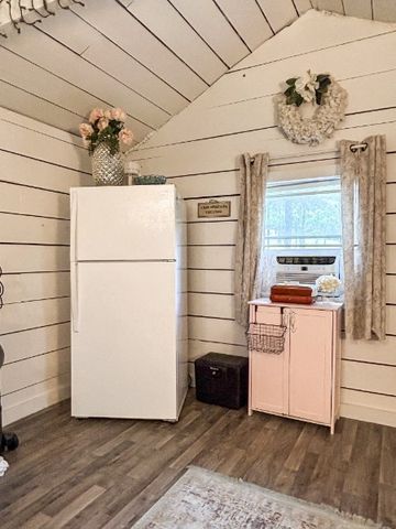 122 Day Break Rd, Summertown, TN 38483