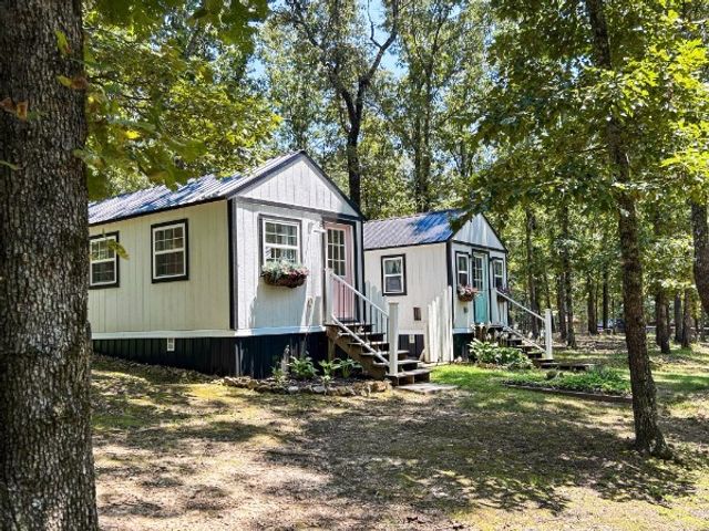122 Day Break Rd, Summertown, TN 38483