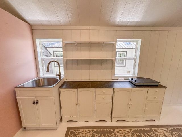 122 Day Break Rd, Summertown, TN 38483