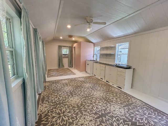 122 Day Break Rd, Summertown, TN 38483