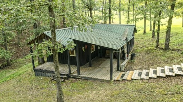 122 Day Break Rd, Summertown, TN 38483
