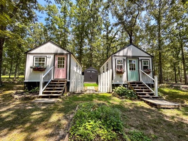 122 Day Break Rd, Summertown, TN 38483