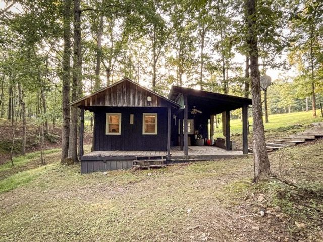 122 Day Break Rd, Summertown, TN 38483