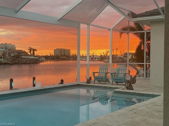 814 SW 56th ST, Cape Coral, FL 33914