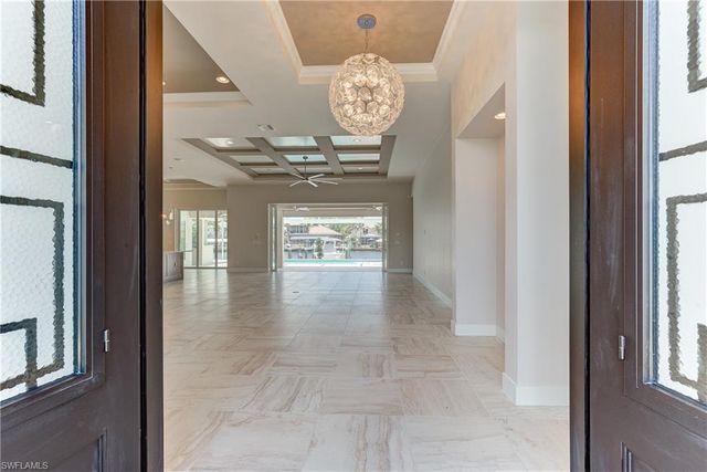 814 SW 56th ST, Cape Coral, FL 33914