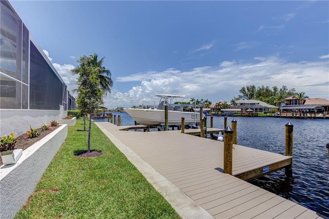814 SW 56th ST, Cape Coral, FL 33914