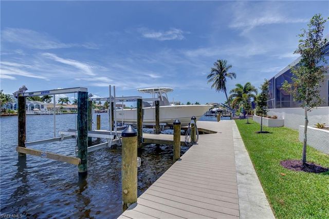 814 SW 56th ST, Cape Coral, FL 33914