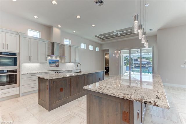 814 SW 56th ST, Cape Coral, FL 33914