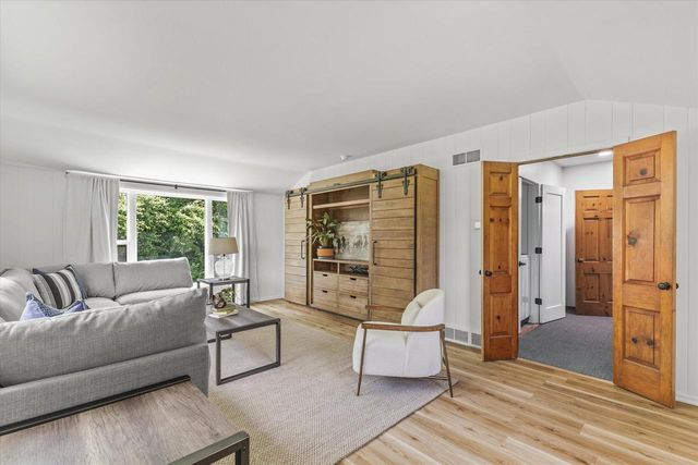 1800 Fairfax DRIVE, Elm Grove, WI 53122