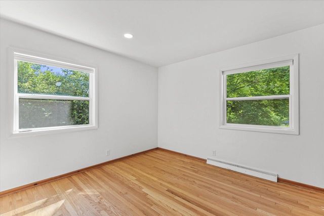 1800 Fairfax DRIVE, Elm Grove, WI 53122