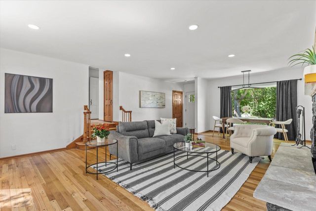 1800 Fairfax DRIVE, Elm Grove, WI 53122