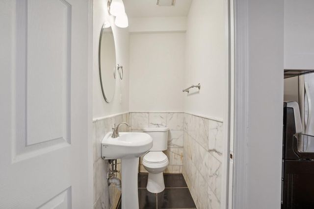 2241 PROUT ST SE, Washington, DC 20020
