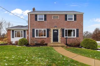122 Highland Rd, Bethel Park, PA 15102