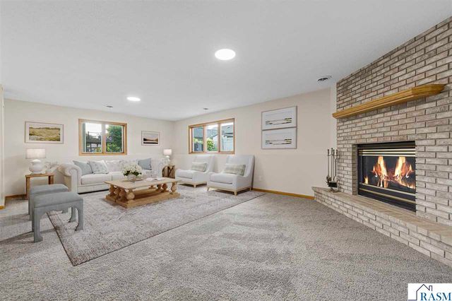 1676 Castle Drive, North Mankato, MN 56003