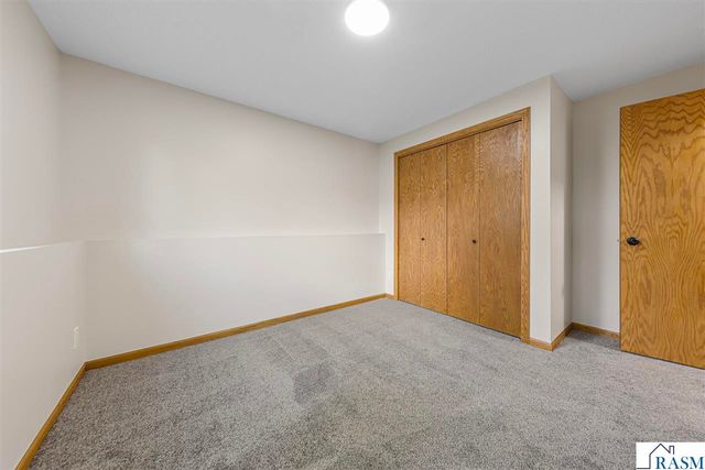 1676 Castle Drive, North Mankato, MN 56003