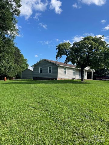 28518 Flint Ridge Road, Albemarle, NC 28001