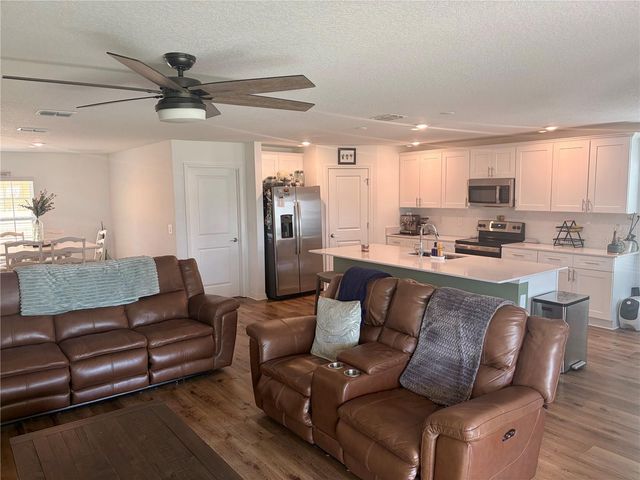 5325 RED CORAL CIRCLE, Mount Dora, FL 32757