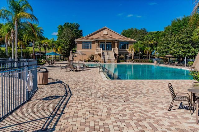 5325 RED CORAL CIRCLE, Mount Dora, FL 32757