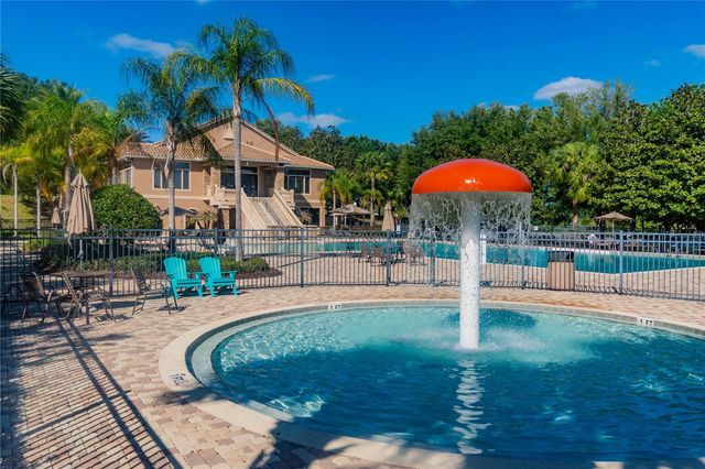 5325 RED CORAL CIRCLE, Mount Dora, FL 32757
