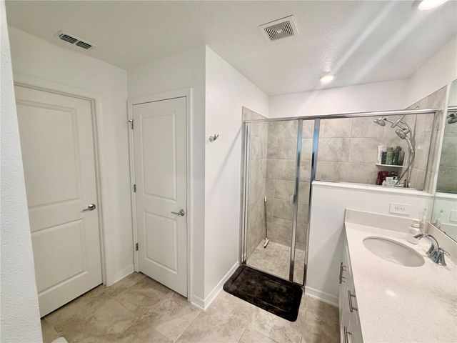 5325 RED CORAL CIRCLE, Mount Dora, FL 32757