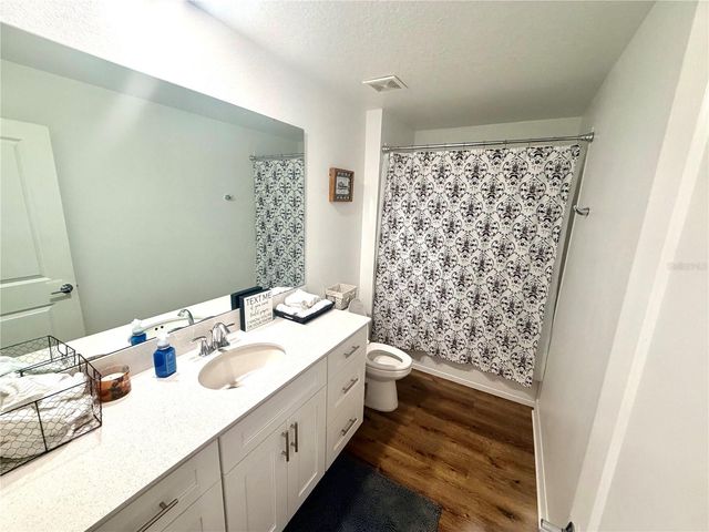 5325 RED CORAL CIRCLE, Mount Dora, FL 32757