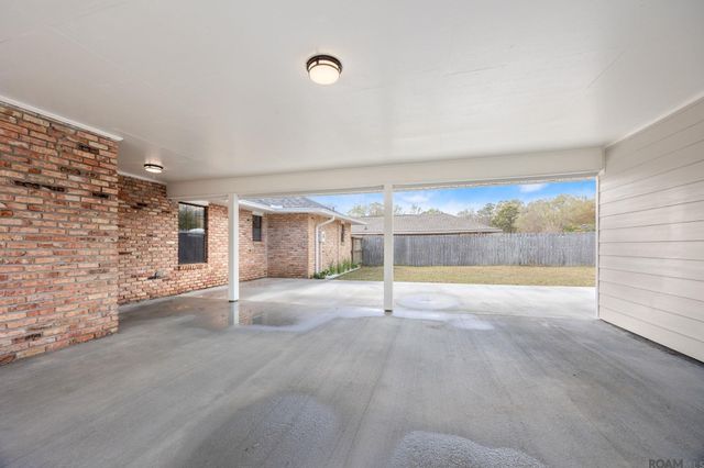 14203 Haverhill Ave, Pride, LA 70770