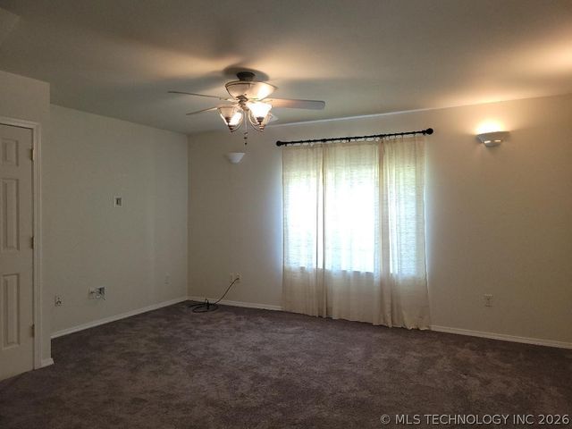 1781 E McGill, Eufaula, OK 74432