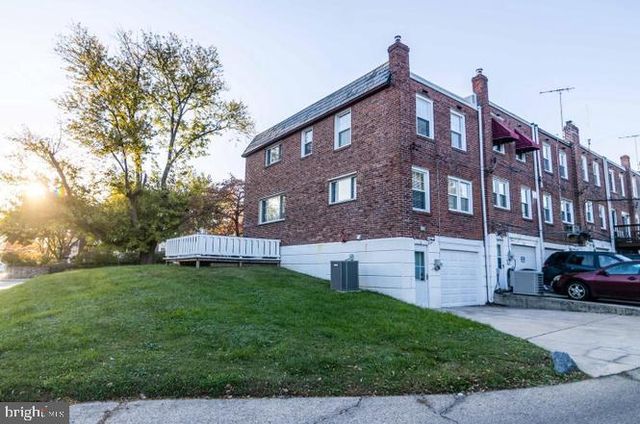 601 CRESCENT DR, Glenolden, PA 19036