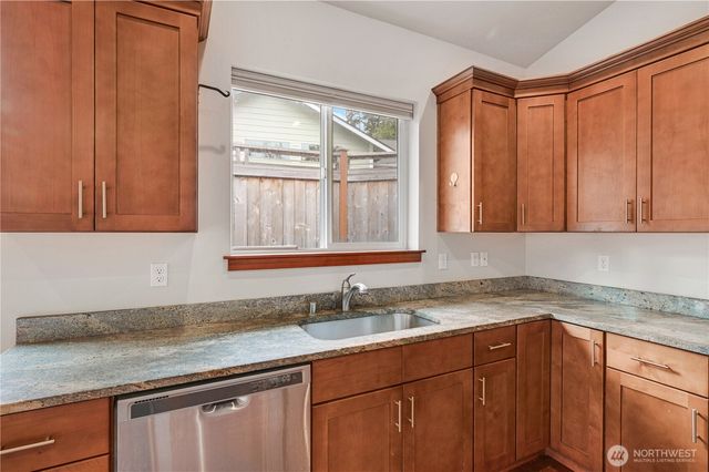 2233 E Rosecrans Court, Port Townsend, WA 98368