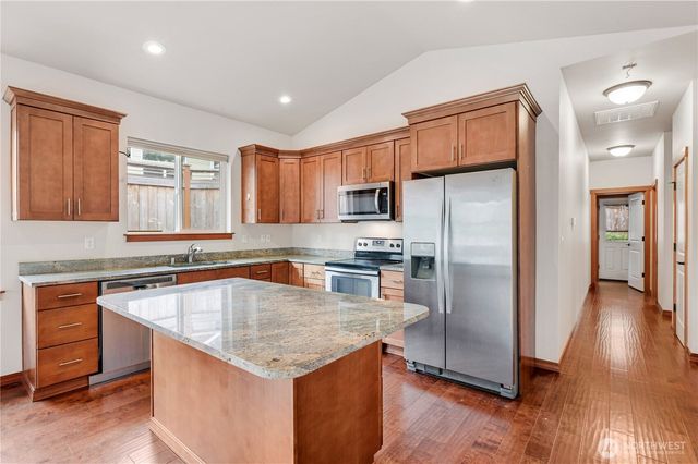 2233 E Rosecrans Court, Port Townsend, WA 98368